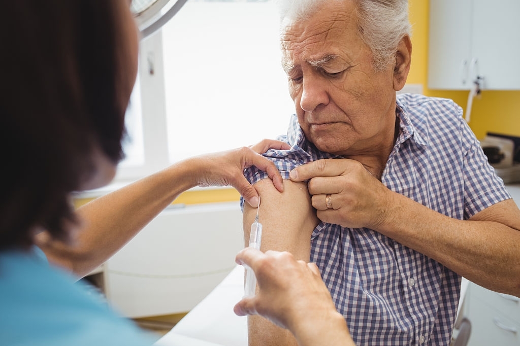 Estimular el sistema inmunológico de sus seres queridos mayores