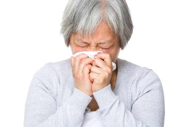 Hacer más llevadera la temporada de alergias <b>para los mayores</b>