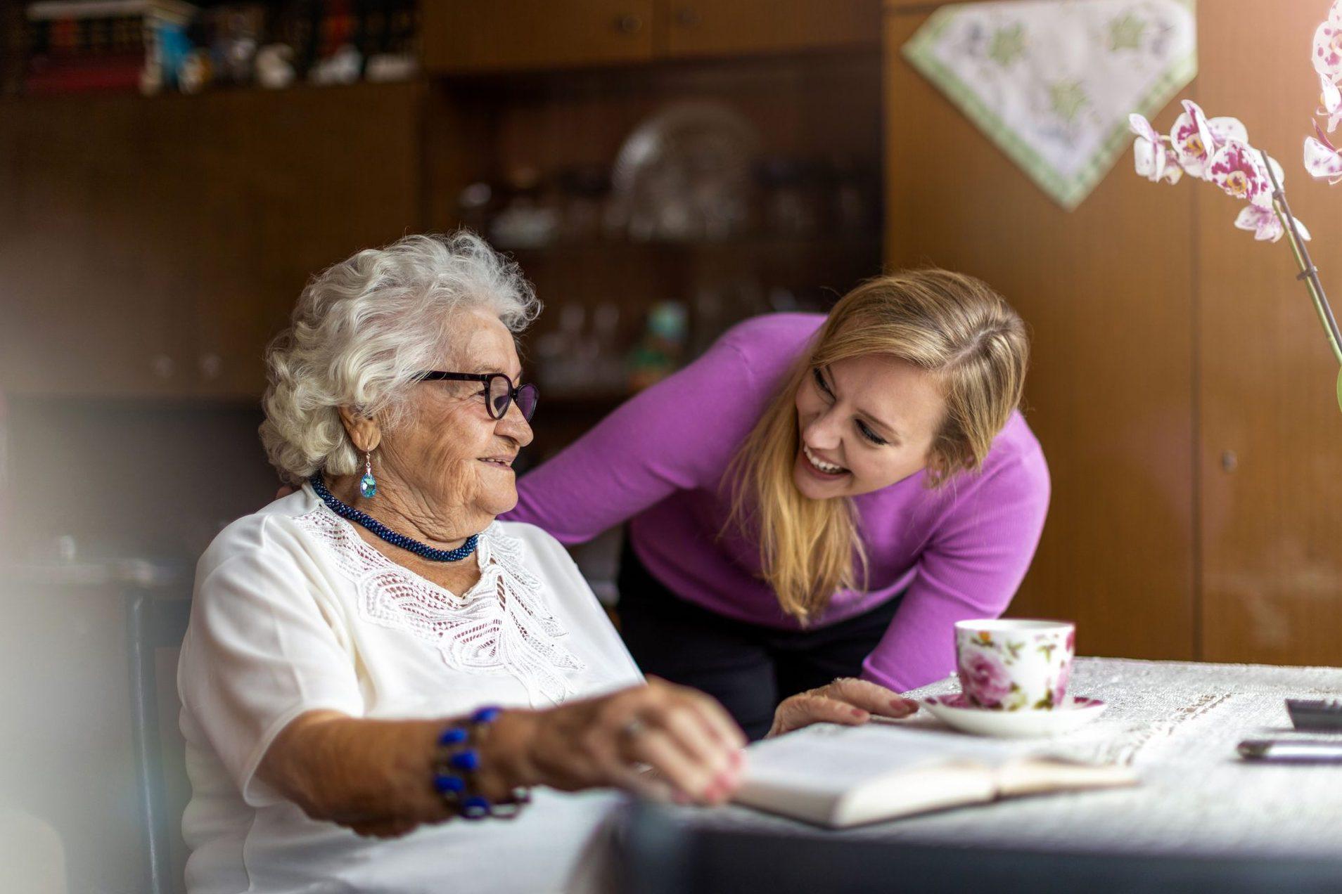 Subsidios, Pensiones y Ayudas en España para el Adulto Mayor